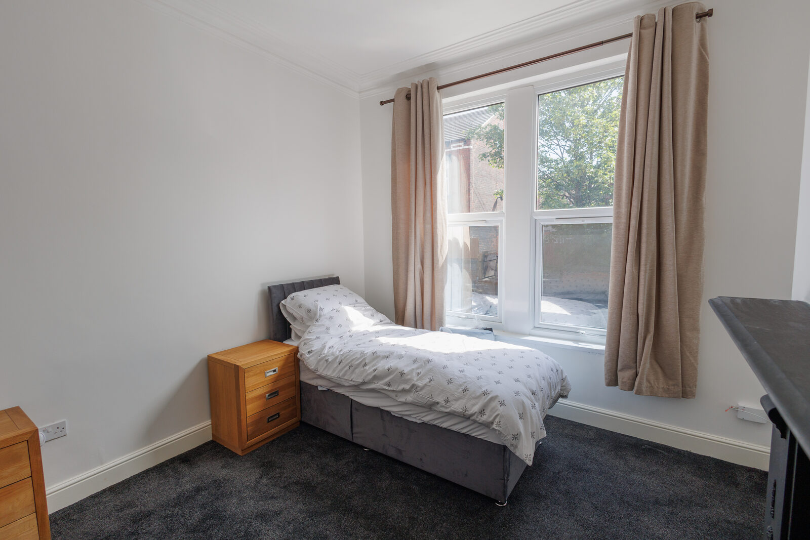 Bedroom by the window at The Aberdeen House, Floor 1
